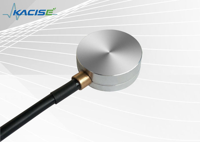KUM2500A IP67 보호 및 RS232/RS485/TTL 인터페이스와 함께 고 해상도 0.1mm 초음파 연료 수준 센서