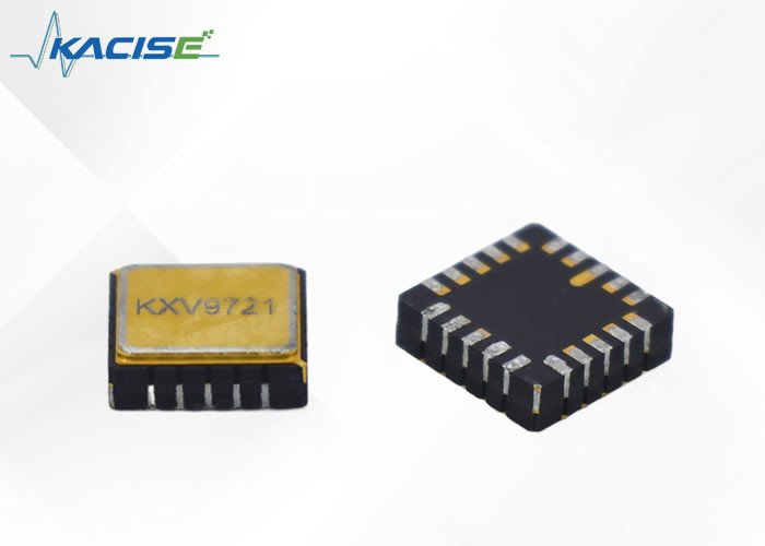 디지털 쿼츠 MEMS 자이로스코프 칩 작동 온도 TOPR -20°C ~ +80°C, 전류 소비 Iop1 900μA 타입