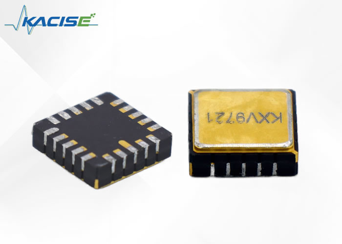 디지털 쿼츠 MEMS 자이로스코프 칩 스케일 인자 소 70 LSB/(°/s) ±2% 및 전류 소비 Iop1 900μA 타입