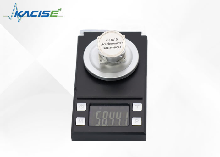 ±20g 입력 범위 가속도 센서 온도 작동 전원 전압 ±12~±18V DC