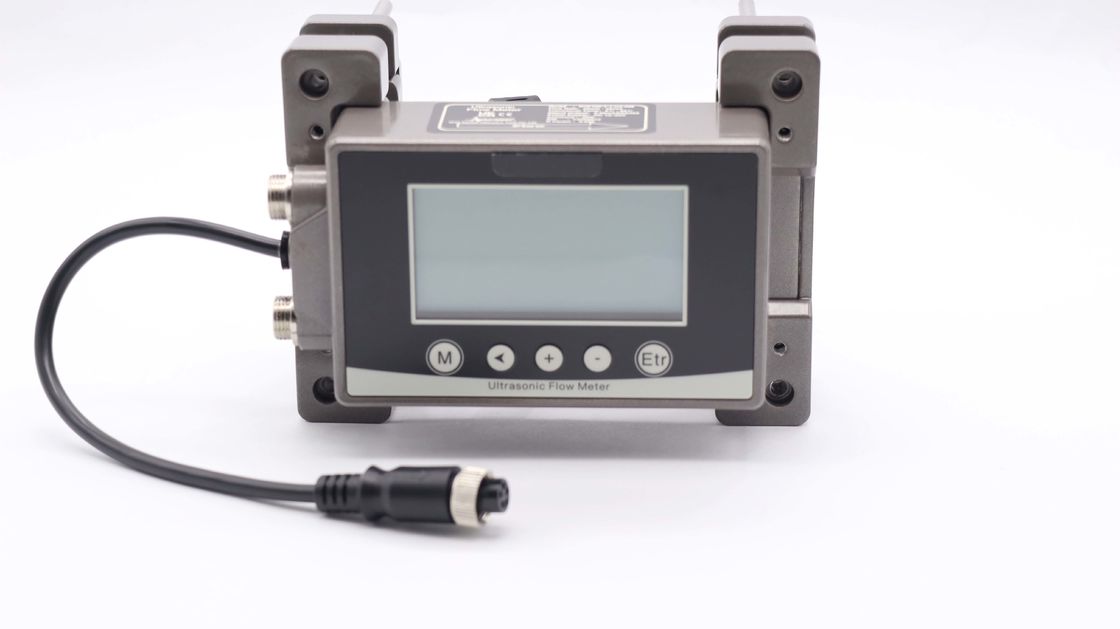 모드버스 RS485 통신 초음파 흐름 미터 클램프-온 디자인 및 256 * 128 백라이트 LCD