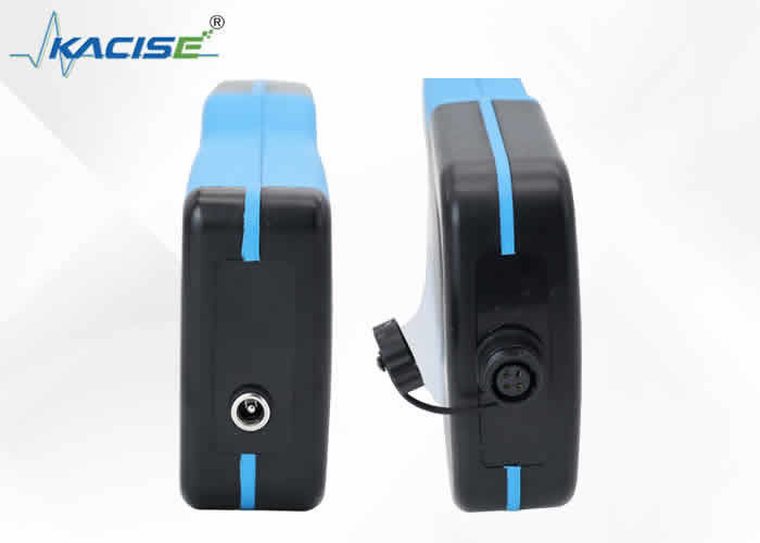 USB 데이터 수출, 12V 재충전 배터리 및 IP65/IP67 보호 기능을 갖춘 휴대용 도플러 흐름계
