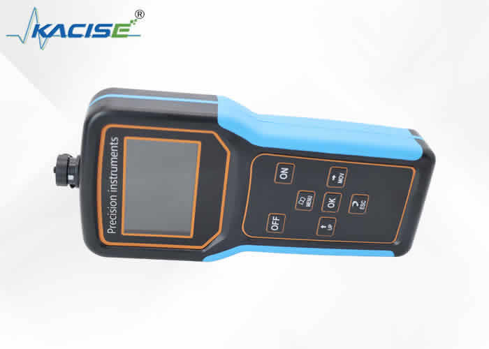 IP65/IP67 보호 등급, 데이터 저장 기능 및 12V 충전식 리튬 배터리를 갖춘 휴대용 도플러 유량계
