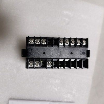 정품 설계 100% 및 250ms 입력 샘플링 시간을 갖춘 우수한 Honeywell DC1020CR-301000-E 디지털 컨트롤러