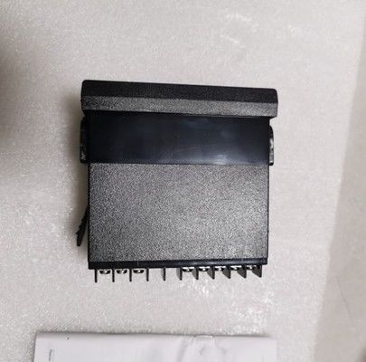 정품 설계 100% 및 250ms 입력 샘플링 시간을 갖춘 우수한 Honeywell DC1020CR-301000-E 디지털 컨트롤러