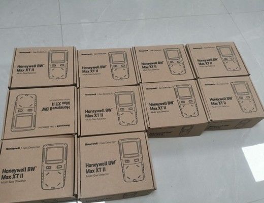 Honeywell BW Max XT II 다중 가스 감지기 8-13시간 배터리 사용 시간 산업 안전 시각 경보 유형
