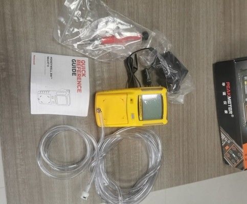 Honeywell BW Max XT II 다중 가스 감지기 8-13시간 배터리 사용 시간 산업 안전 시각 경보 유형