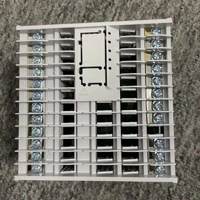 UT35A 디지털 온도 컨트롤러 14 세그먼트 컬러 LCD, 사다리 순서 제어 및 이더넷 통신